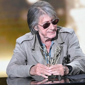 Jacques Dutronc lors de la 37ème cérémonie des Victoires de la musique à la Seine musicale de Boulogne-Billancourt, le 11 février 2022. © Guirec Coadic/Bestimage 