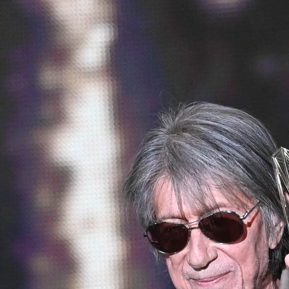 Jacques Dutronc lors de la 37ème cérémonie des Victoires de la musique à la Seine musicale de Boulogne-Billancourt, le 11 février 2022. © Guirec Coadic/Bestimage 