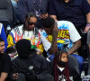 2 Chainz, YG, Tyga, Justin Laboy et Kanye West, avec ses enfants North et Saint dans les tribunes du Super Bowl, au SoFi Stadium de Los Angeles. Le 13 février 2022. @ Kirby Lee-USA Today Sports/SPUS/ABACAPRESS.COM