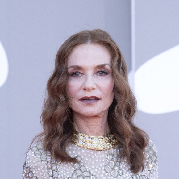 Isabelle Huppert - Première du film "Madres Paralelas" lors du 78ème Festival International du Film de Venise, la Mostra. Le 1er septembre 2021 © imageSPACE / Zuma Press / Bestimage