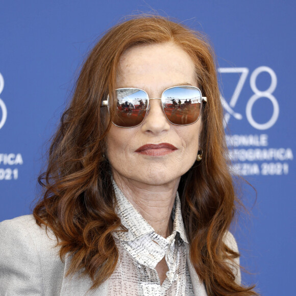 Isabelle Huppert - Photocall du film "Les promesses" au 78 ème festival international du film (La Mostra) à Venise, le 1er septembre 2021.