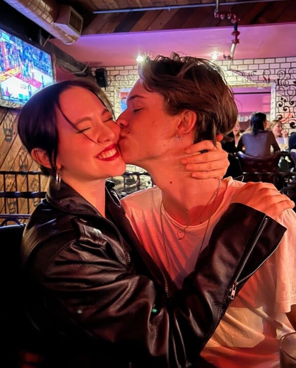 Ryder Robinson et sa chérie Iris Apatow. Instagram. Le 15 février 2022.
