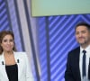 Léa Salamé et Laurent Guimier animant le départ des primaires LR le 30 novembre 2021