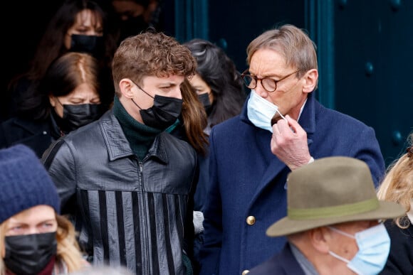 Niels Schneider - Sorties des obsèques (bénédiction) de Gaspard Ulliel en l'église Saint-Eustache à Paris. Le 27 janvier 2022 © Jacovides-Moreau / Bestimage 