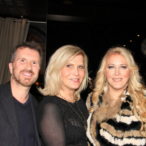 Exclusif - Eric Brachet (gérant de l'hôtel B Montmartre), guest, Loana Petrucciani et Eryl Prayer lors d'un dîner à l'hôtel B-Montmartre à Paris, suivi d'une soirée au restaurant Manko. Le 17 février 2022 © Baldini / Bestimage 