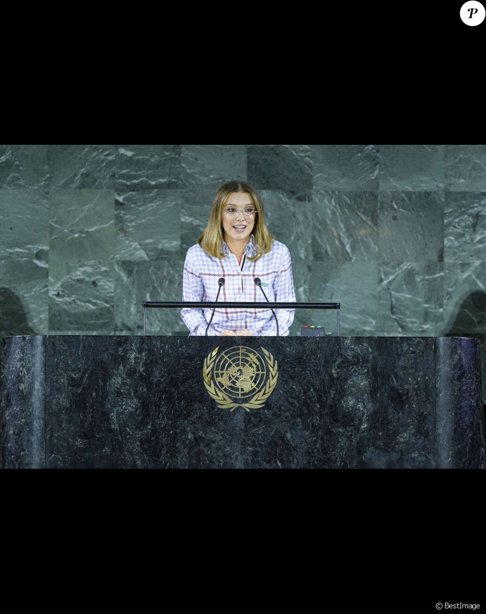 Millie Bobby Brown, Ambassadrice de l'UNICEF, a prononcé un discours à l'ONU pour l'anniversaire de la convention des droits de l'enfant. Le 20 novembre 2019
