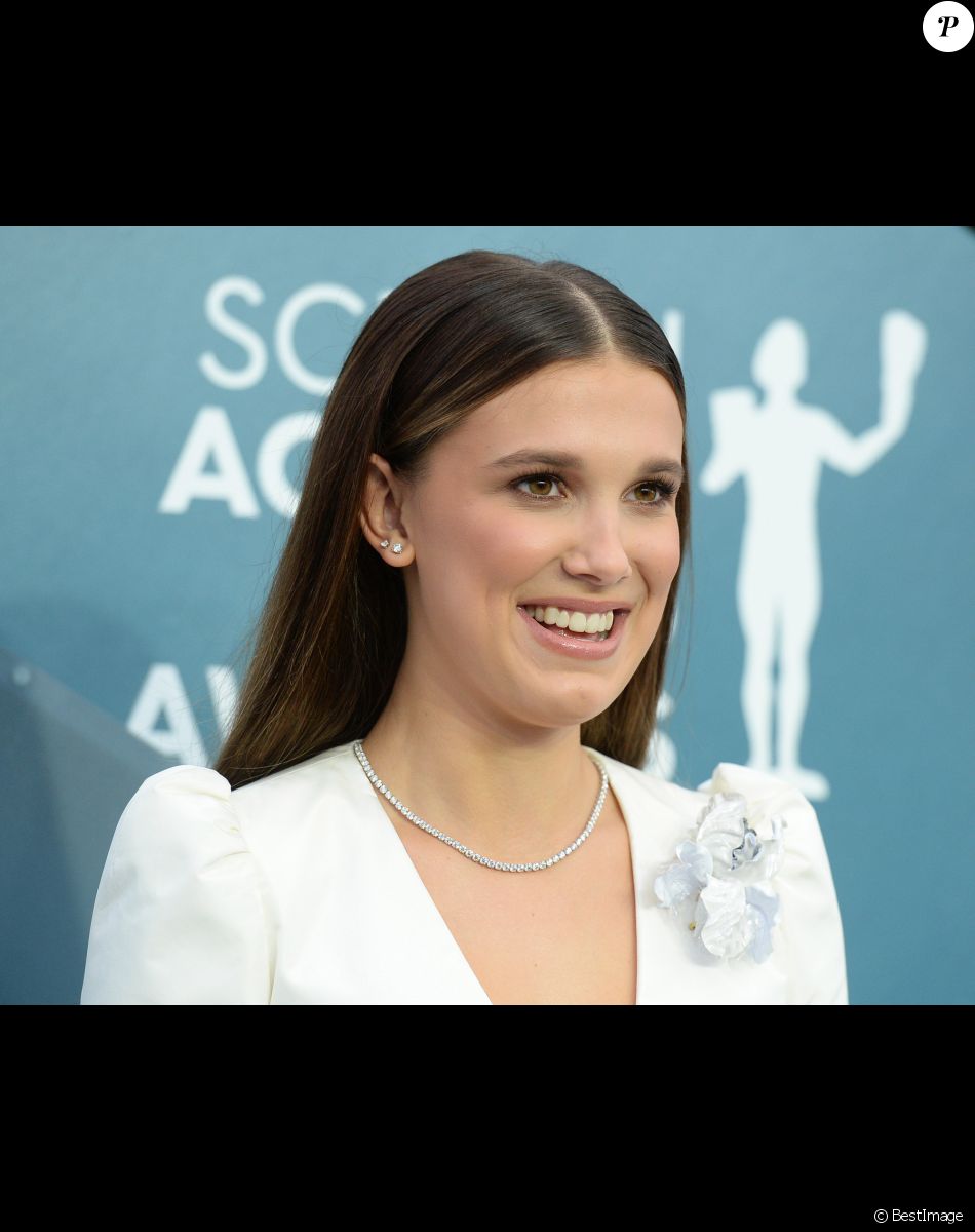 Millie Bobby Brown à la 26ème cérémonie annuelle des "Screen Actors Guild Awards" ("SAG Awards") au "Shrine Auditorium" à Los Angeles, le 19 janvier 2020.