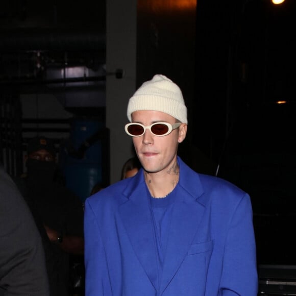 Exclusif - Justin Bieber et sa femme Hailey Baldwin Bieber arrivent au restaurant "Catch" à Los Angeles, le 11 février 2022.