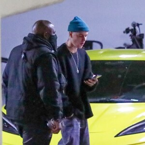 Exclusif - Justin Bieber arrive au restaurant "Catch" à Los Angeles pour y dîner, le 21 janvier 2022.