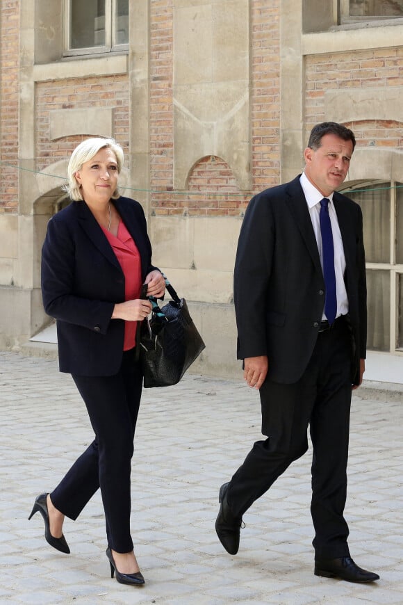 Marine Le Pen et son compagnon Louis Aliot - Députés et sénateurs arrivant lors de la réunion du Parlement en Congrès au château de Versailles, le 3 juillet 2017
