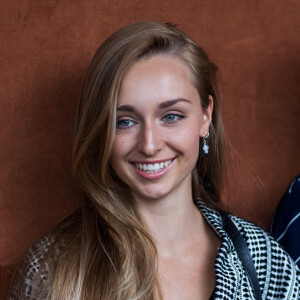 Emma Smet - People au village des Internationaux de Tennis de Roland Garros à Paris, le 6 juin 2018. © Cyril Moreau/Bestimage 