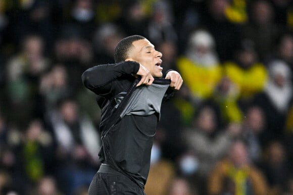 Kylian Mbappe (PSG) lors du match de championnat de Ligue 1 Uber Eats opposant le FC Nantes au Paris Saint-Germain (PSG) au stade de la Beaujoire à Nantes, France, le 19 février 2022. Nantes a gagné 3-1. © Jean-Baptiste Autissier/Panoramic/Bestimage 