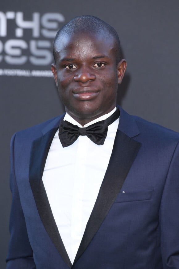 N'Golo Kanté - Les célébrités arrivent à la cérémonie des Trophées Fifa au Royal Festival Hall à Londres, Royaume Uni.