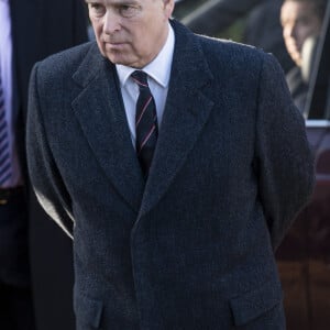 Le prince Andrew, duc d'York, à son arrivée au service dominical en l'église St Mary the Virgin à Hillington. Le 19 janvier 2020 