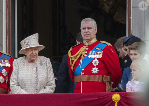 La reine Elisabeth II d'Angleterre et la prince Andrew - La famille royale au balcon du palais de Buckingham lors de la parade Trooping the Colour 2019, célébrant le 93ème anniversaire de la reine Elisabeth II, Londres, le 8 juin 2019. 