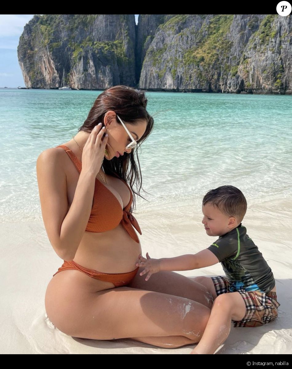 Nabilla est enceinte de son deuxième enfant, attendu pour le mois de mai 2022 - Instagram