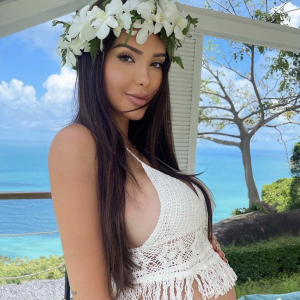 Nabilla est enceinte de son deuxième enfant, attendu pour le mois de mai 2022 - Instagram