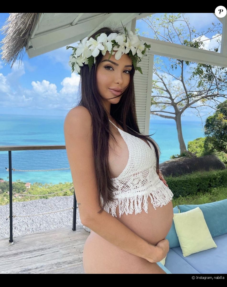 Nabilla est enceinte de son deuxième enfant, attendu pour le mois de mai 2022 - Instagram