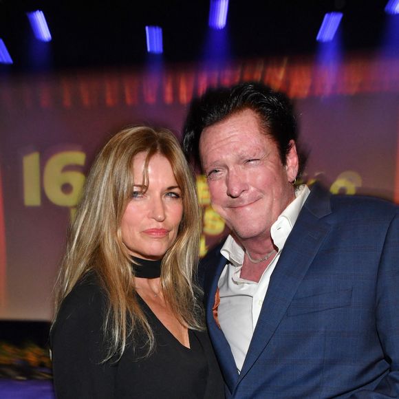 Michael Madsen, qui a reçu le Monte-Carlo Film Festival Award, et sa femme DeAnna durant la soirée de remise des prix de la 16ème édition du Monte-Carlo Film Festival de la Comédie au Grimaldi Forum, à Monaco le 9 mars 2019. © Bruno Bebert/Bestimage 