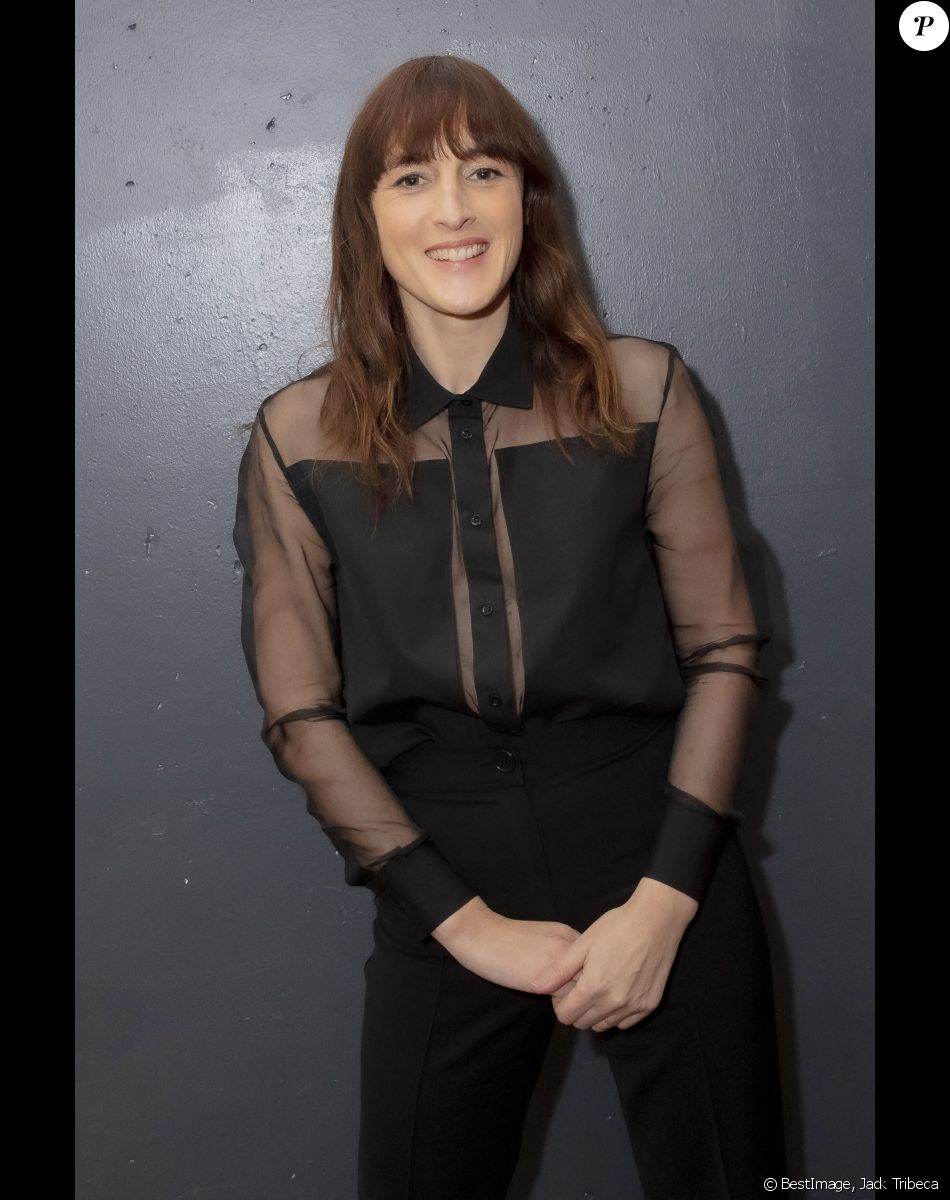 Juliette Armanet en backstage de l'émission "On Est En Direct" à Paris, le 22 janvier 2022. © Jack Tribeca/Bestimage