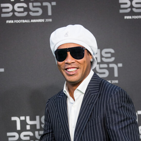 Ronaldinho - Les célébrités arrivent à la cérémonie des Trophées Fifa 2018 au Royal Festival Hall à Londres, Royaume Uni, le 25 septembre 2018. © Cyril Moreau/Bestimage
