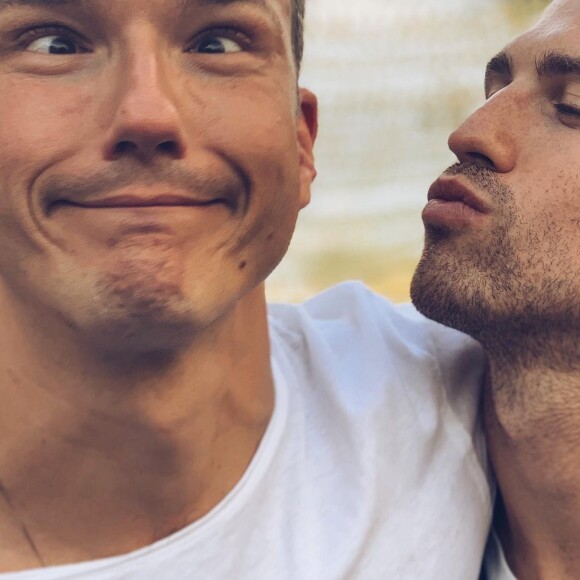 Pepe Muñoz et son compagnon Brayden Newby sur Instagram. Le 26 juin 2020.