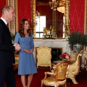 Le prince William, duc de Cambridge, et Kate Middleton, duchesse de Cambridge, reçoivent le président d'Ukraine, Volodymyr Zelensky et sa femme Olena à Buckingham Palace à Londres, le 7 octobre 2020.