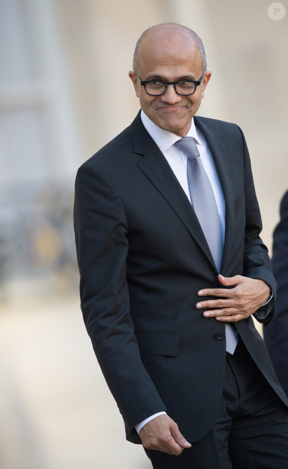 Le PDG de Microsoft Satya Nadella arrive à l'Elysée pour s'entretenir avec le président François Hollande à Paris le 9 novembre 2015.© Thierry Orban / Bestimage 