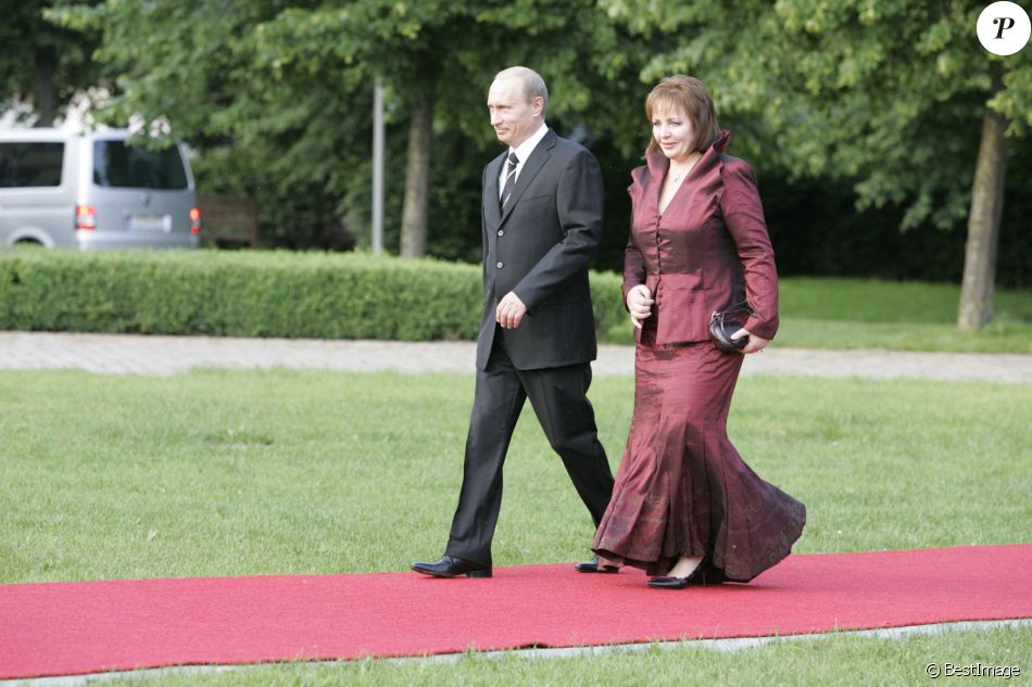 Vladimir Poutine Et Son pouse Lioudmila En Visite Heligendamm En 