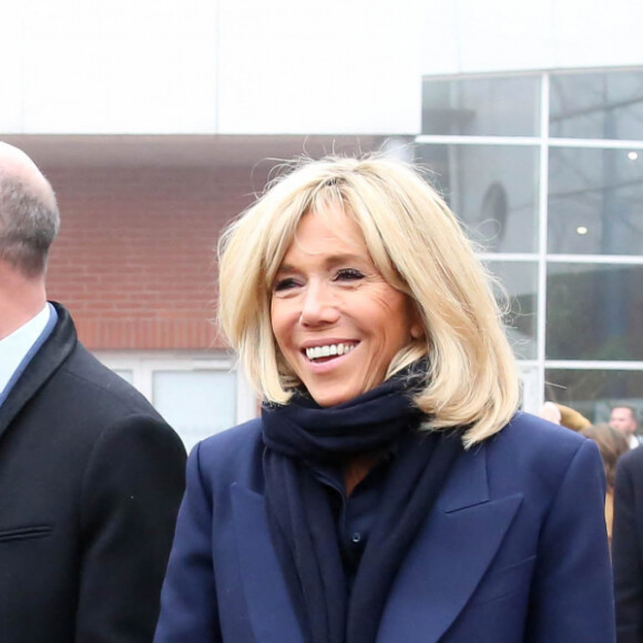 La première dame, Brigitte Macron, Jean-Michel Blanquer, ministre de l'éducation, Marlène Schiappa, secrétaire d'Etat, chargée de l'Egalité des femmes et des hommes se rendent au collège des petits ponts à Clamart, pour évoquer la lutte contre le harcèlement à l'école sous toutes ses formes à Clamart. Le 15 novembre 2018.