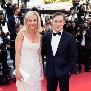 Laurence Ferrari et son mari renaud Capuçon - Montée des marches du film " Benedetta " lors du 74ème Festival International du Film de Cannes. Le 9 juillet 2021