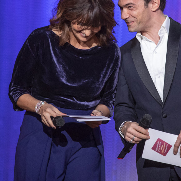 Faustine Bollaert et Gautier Capuçon - Enregistrement de l'émission "Symphonie pour la vie, Spéciale Pièces Jaunes" aux Folies Grüss à Paris, diffusée le 4 février sur France 3. Le 12 janvier 2022 © Cyril Moreau / Bestimage