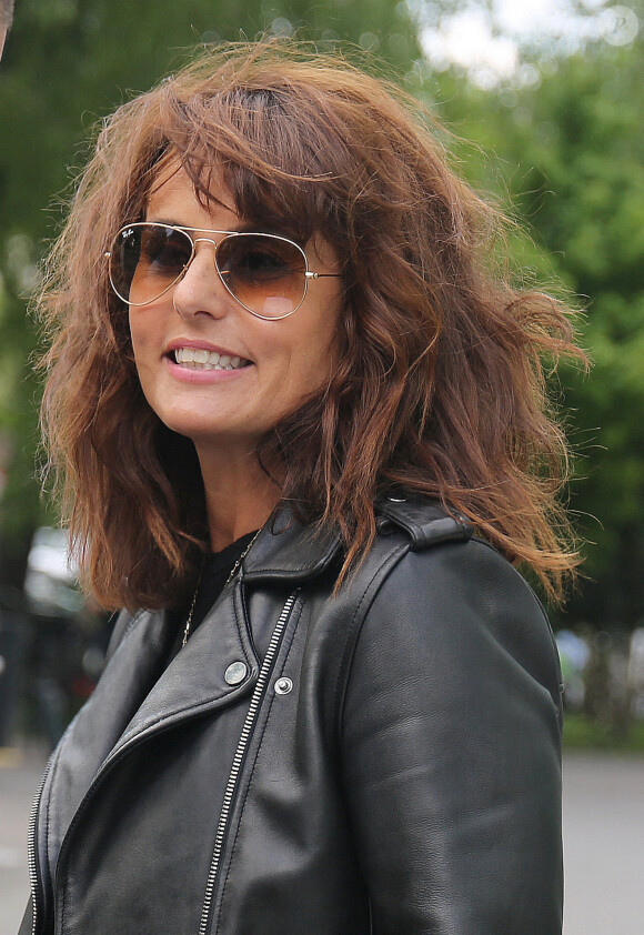 Faustine Bollaert quitte les studios Radio France à Paris. Le 3 mai 2021 