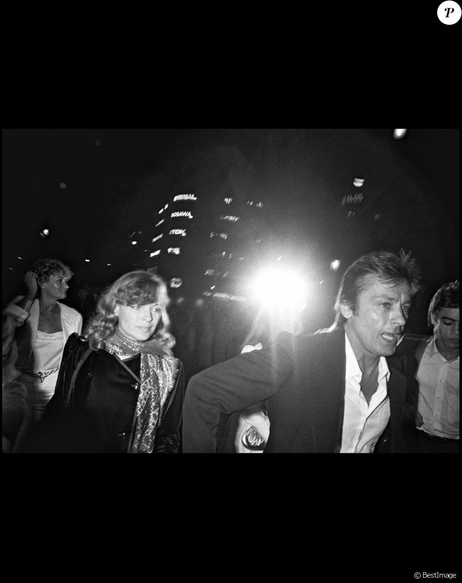 Alain Delon et Romy Schneider à la première de Pour la peau d'un flic