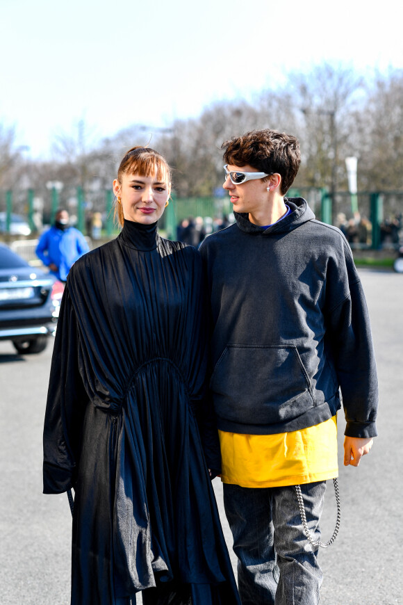 Exclusif - Louise Bourgoin a assisté au défilé Balenciaga, collection prêt-à-porter automne-hiver 2022/2023, au Parc des Expositions Paris Le Bourget. Paris, le 6 mars 2022. © Da Silva-Perusseau/Bestimage