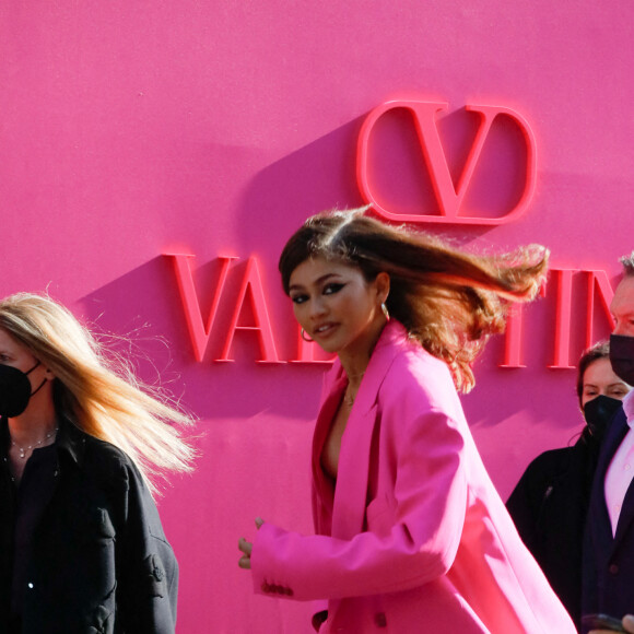 Zendaya arrive au Carreau du Temple pour assister au défilé de mode Valentino, collection prêt-à-porter automne-hiver 2022/2023. Paris, le 6 mars 2022 © Veeren-Christophe Clovis / Bestimage