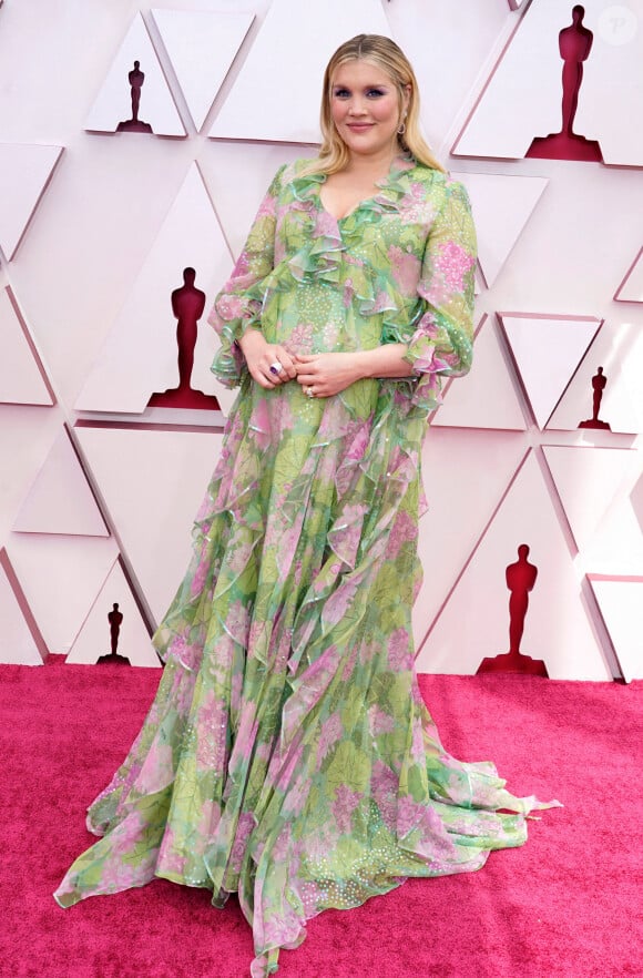 Emerald Fennell (enceinte) - 93ème cérémonie des Oscars dans la gare Union Station à Los Angeles, le 25 avril 2021.