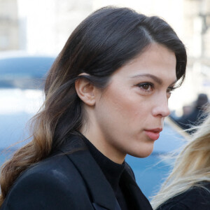 Iris Mittenaere - Sorties des obsèques de Jean-Pierre Pernaut en la Basilique Sainte-Clotilde à Paris le 9 mars 2022. © Christophe Clovis / Bestimage