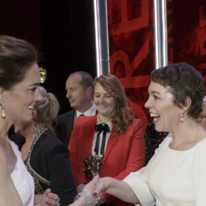 Catherine (Kate) Middleton, duchesse de Cambridge, Olivia Colman, Yorgas Lanthimos et Tony McNamara à la 72ème cérémonie annuelle des BAFTA Awards au Royal Albert Hall à Londres, Royaume Uni, le 10 février 2019.