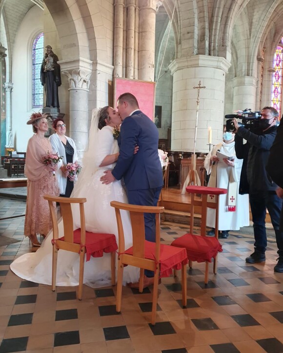 Photos du mariage de Virginie de "L'amour est dans le pré" et de Thomas, qui s'est déroulé le 7 mars 2022