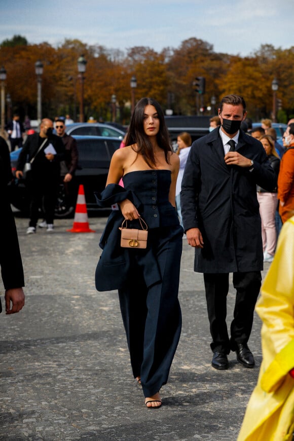 Deva Cassel - Arrivées au défilé de mode Dior lors de la la Fashion Week printemps/été 2022 de Paris, France, le 28 septembre 2021. © Clovis-Veeren/Bestimage