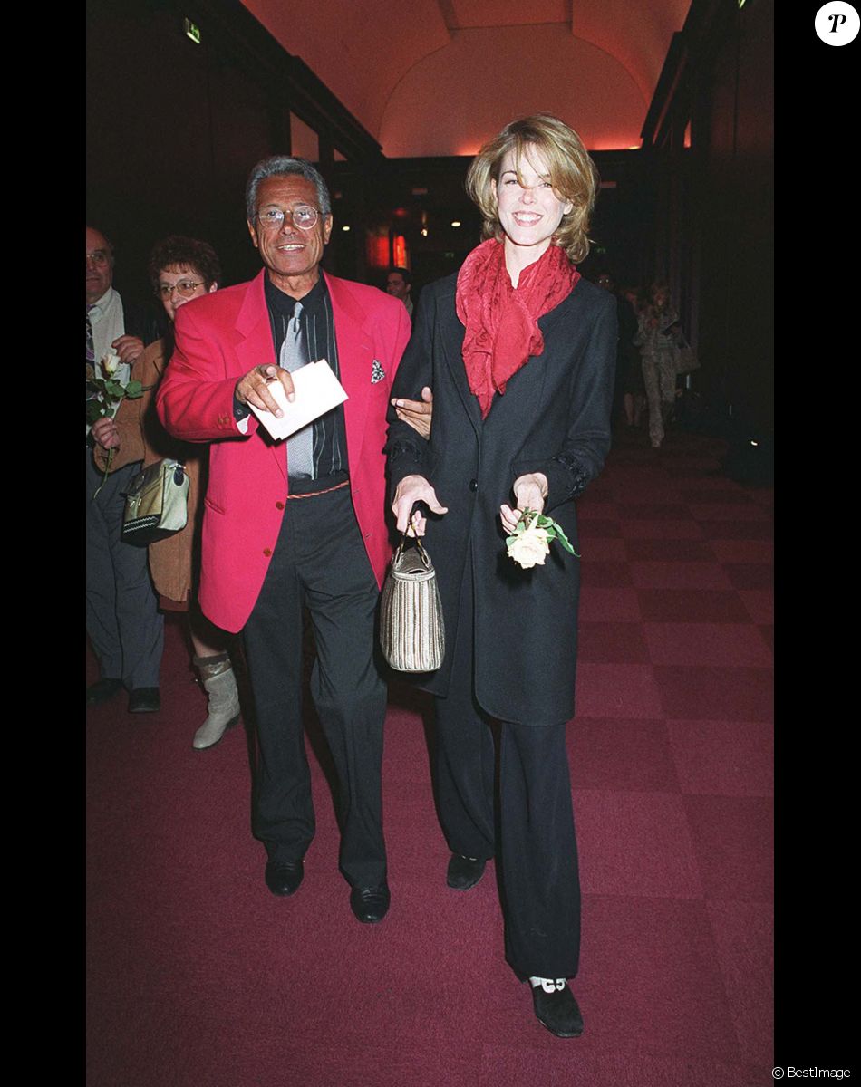 Jean-Marie Périer et Julie Andrieu à la première d'Henri Salvador à l'Olympia de Paris