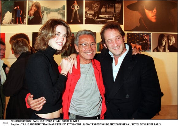Jean-Marie Périer, Julie Andrieu et Vincent Lindon à l'exposition de photographies à l'hôtel de ville de Paris