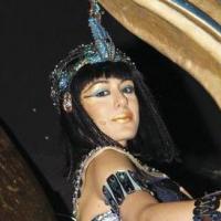 Sofia Essaïdi : Une magnifique Cléopâtre de retour à Paris... pour une dernière bouffée de féérie !