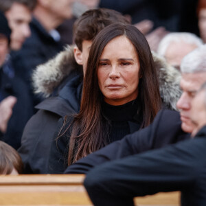 Nathalie Marquay-Pernaut - Sorties des obsèques de Jean-Pierre Pernaut en la Basilique Sainte-Clotilde à Paris. © Aurelien Morissard/Panoramic/Bestimage 
