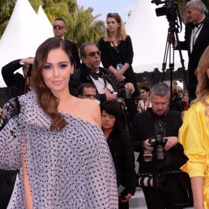 Nabilla Benattia (enceinte) à la première du film "Roubaix, une lumière (Oh Mercy!)" lors du 72ème Festival International du Film de Cannes, France, le 22 mai 2019. © Rachid Bellak/Bestimage