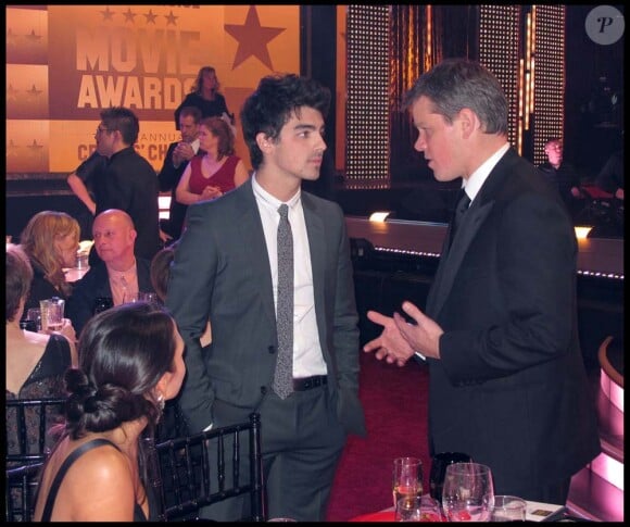 Joe Jonas et Matt Damon aux Critics' Choice Awards à Los Angeles, le 15 janvier 2010 !