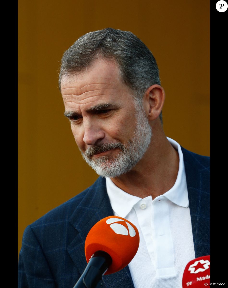 Le roi Felipe VI d'Espagne - La famille royale d'Espagne est allée rendre visite au roi Juan Carlos Ier à l'hôpital Quiron à Madrid, le 27 août 2019.
