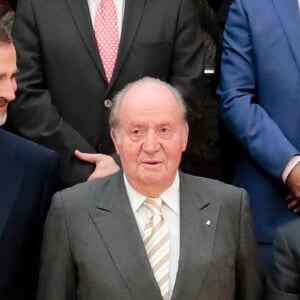 Le roi Felipe VI et le roi Juan Carlos d'Espagne lors d'une audience avec la fondation Cotec au palais Zarzuela à Madrid. Le 7 juin 2018 