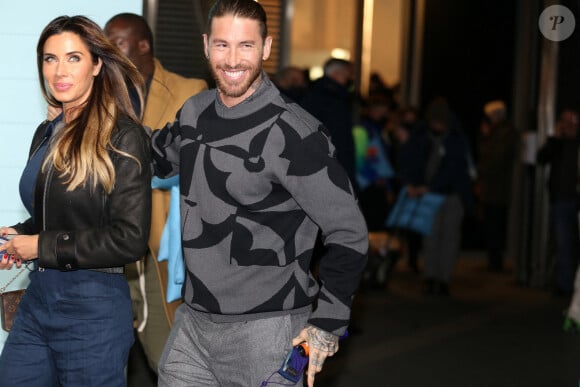 Sergio Ramos et sa femme Pilar Rubio au défilé de mode Homme Louis Vuitton automne-hiver 2022/2023 au Carreau du Temple, lors de la Fashion Week de Paris. Le 20 janvier 2022